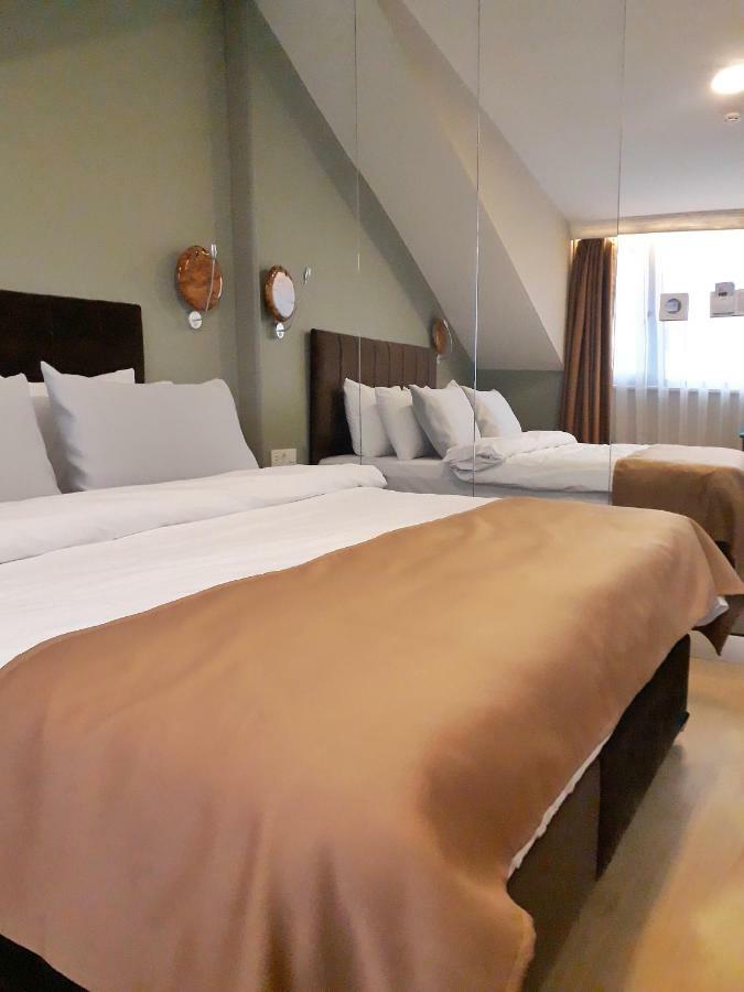 Jakaranda Hotel Стамбул Экстерьер фото